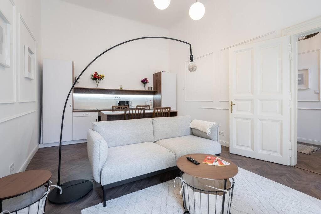 Stylish Apartment In The City Center بودابست المظهر الخارجي الصورة